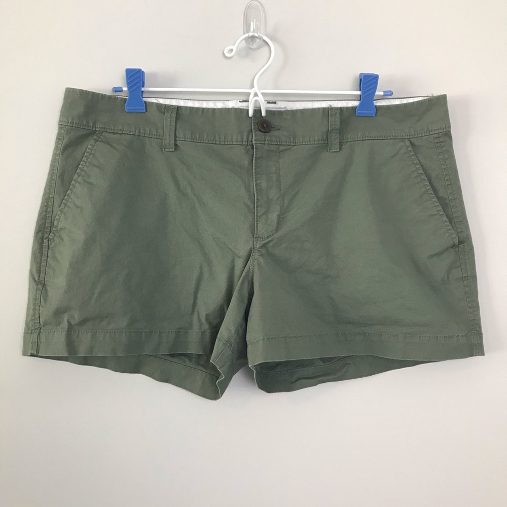 Old Navy Green Every Day Short Size 12